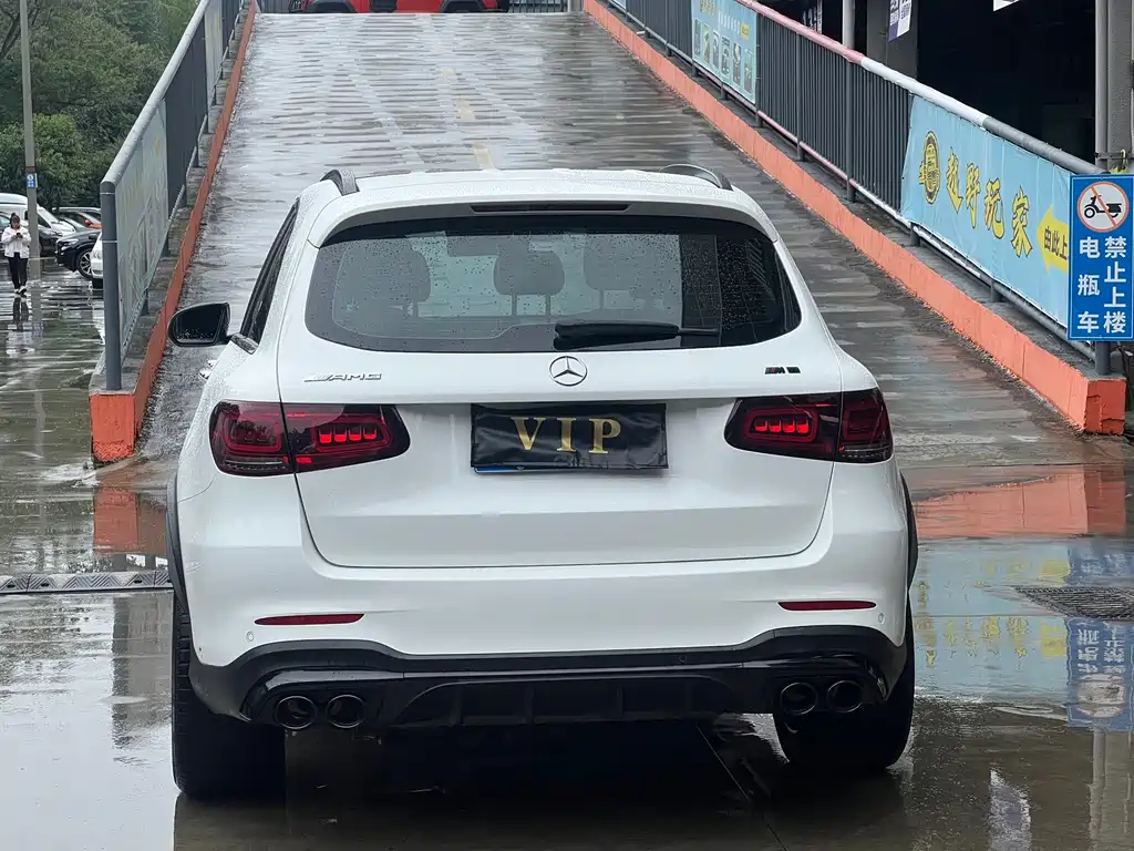 Mercedes-Benz GLC AMG — фото 4