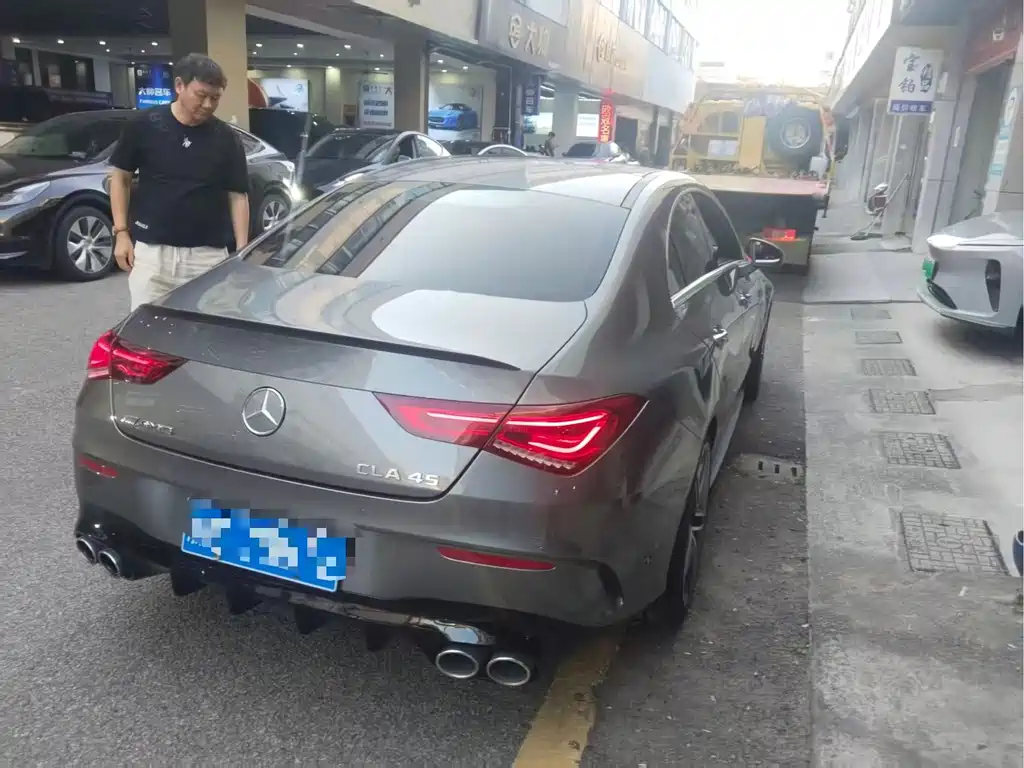 Mercedes-Benz CLA AMG — фото 3