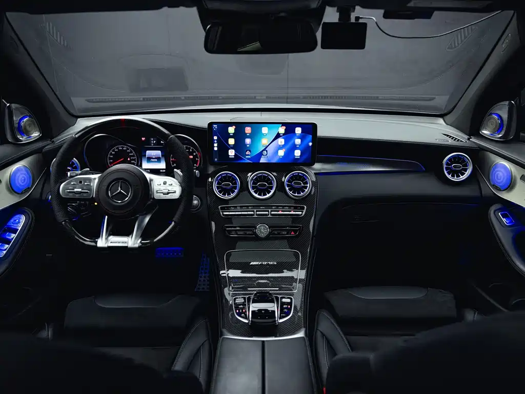 Mercedes-Benz GLC AMG — фото 18
