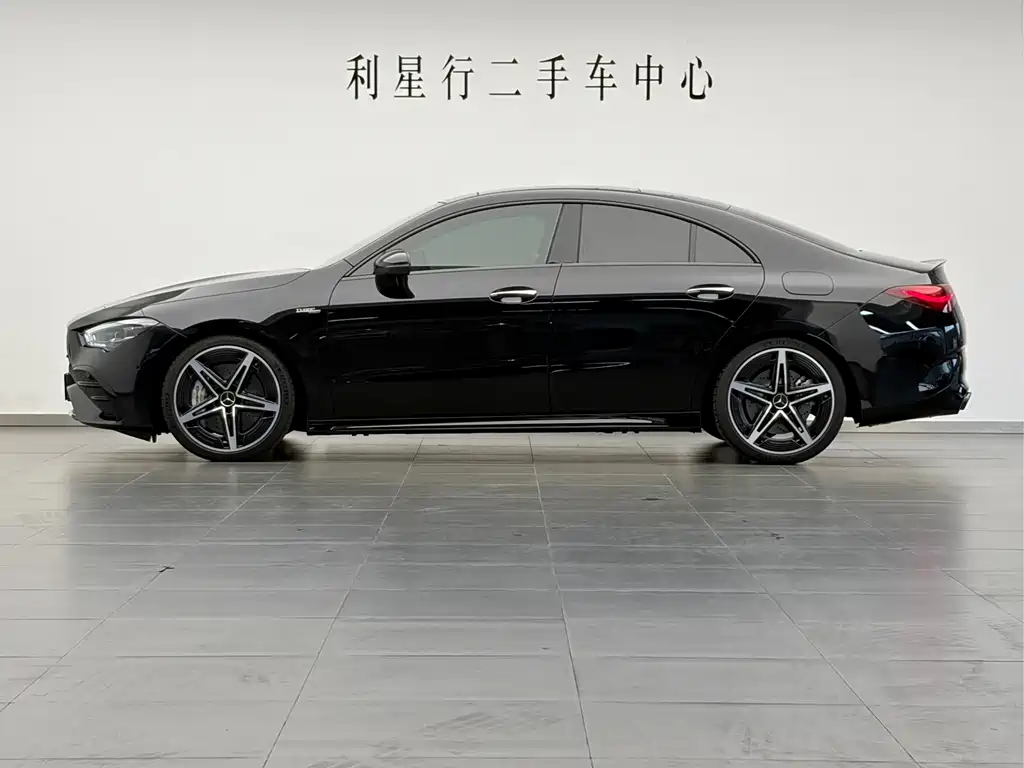 Mercedes-Benz CLA AMG — фото 8
