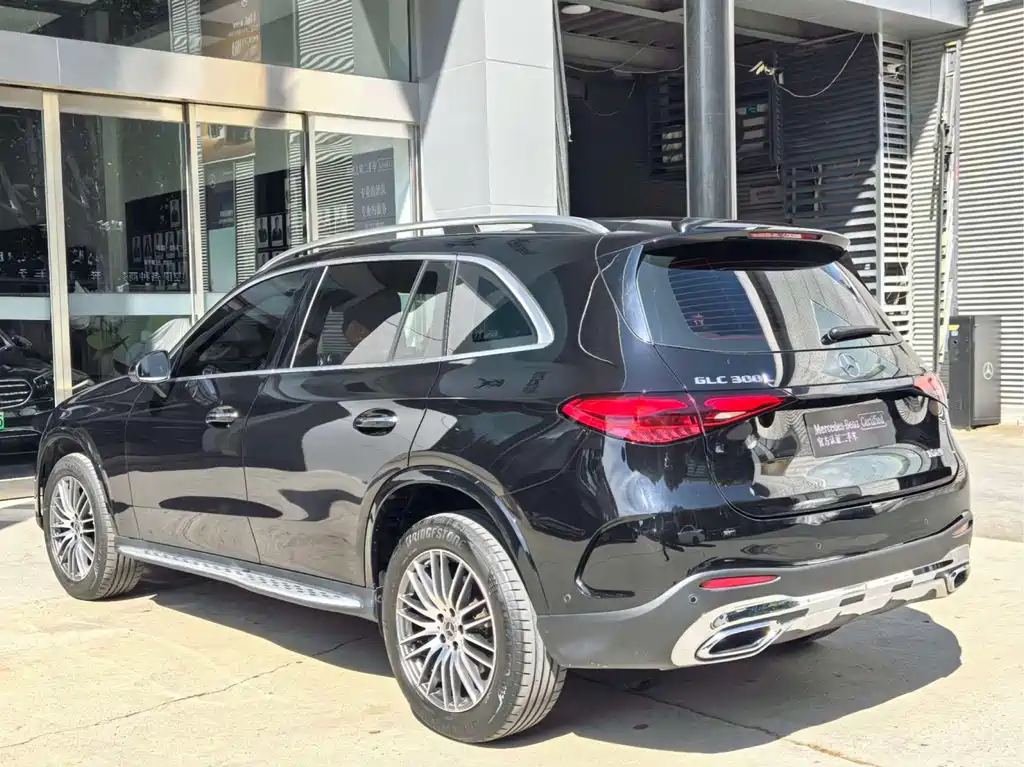 Mercedes-Benz GLC — фото 6