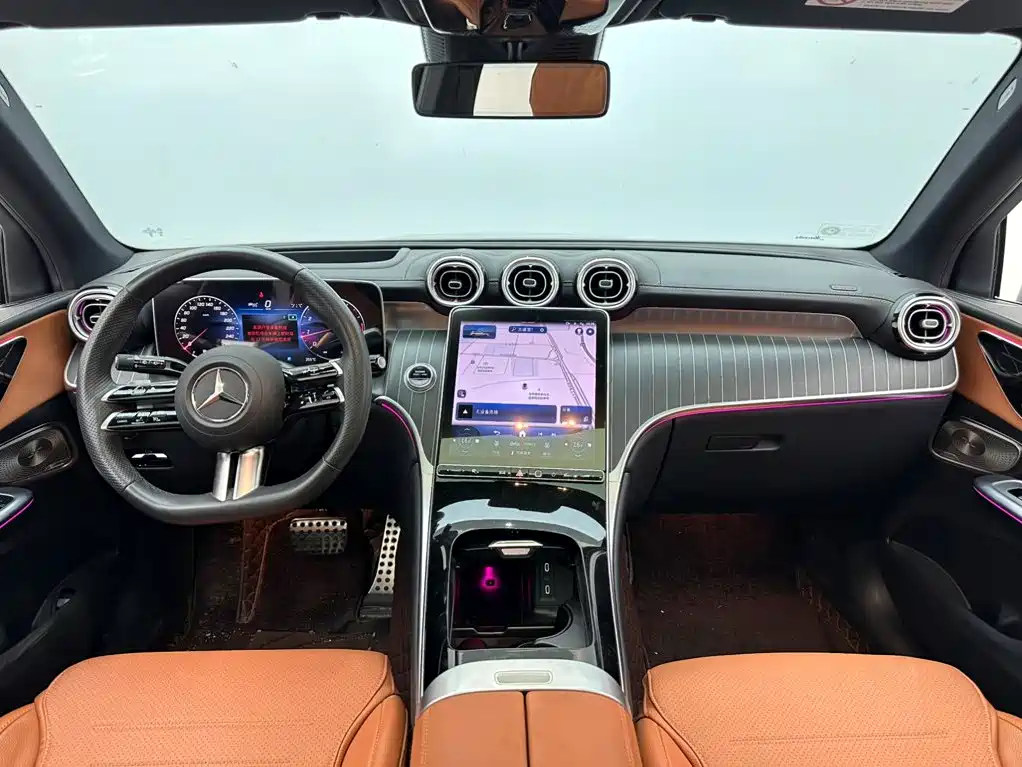 Mercedes-Benz GLC — фото 10