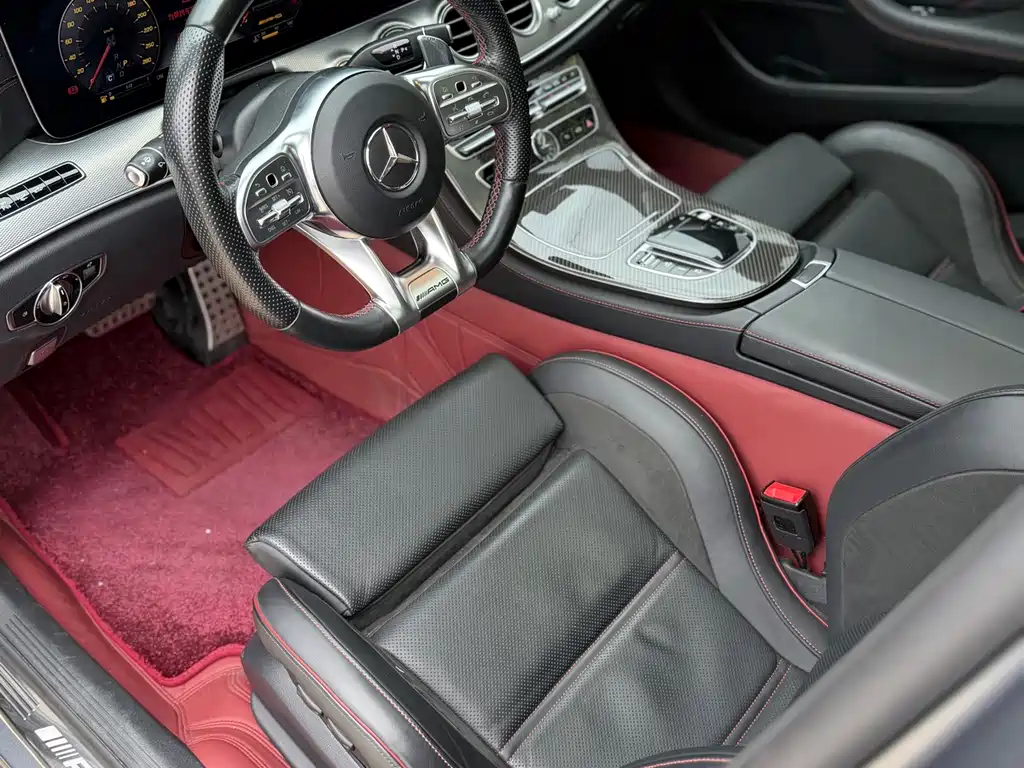 Mercedes-Benz E-Class AMG — фото 6