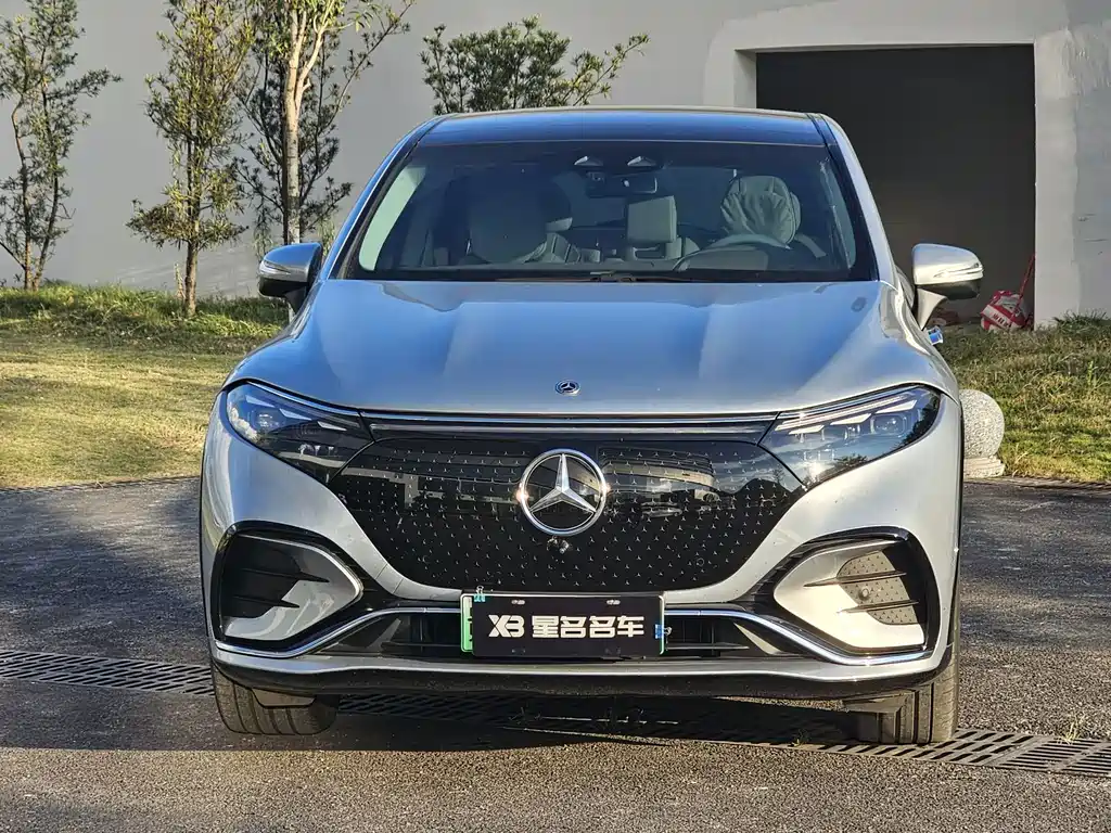 Mercedes-Benz EQS SUV — фото 2
