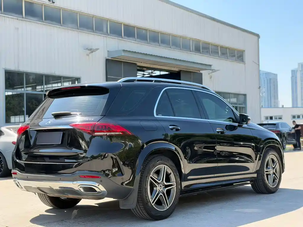 Mercedes-Benz GLE (Import) — фото 9