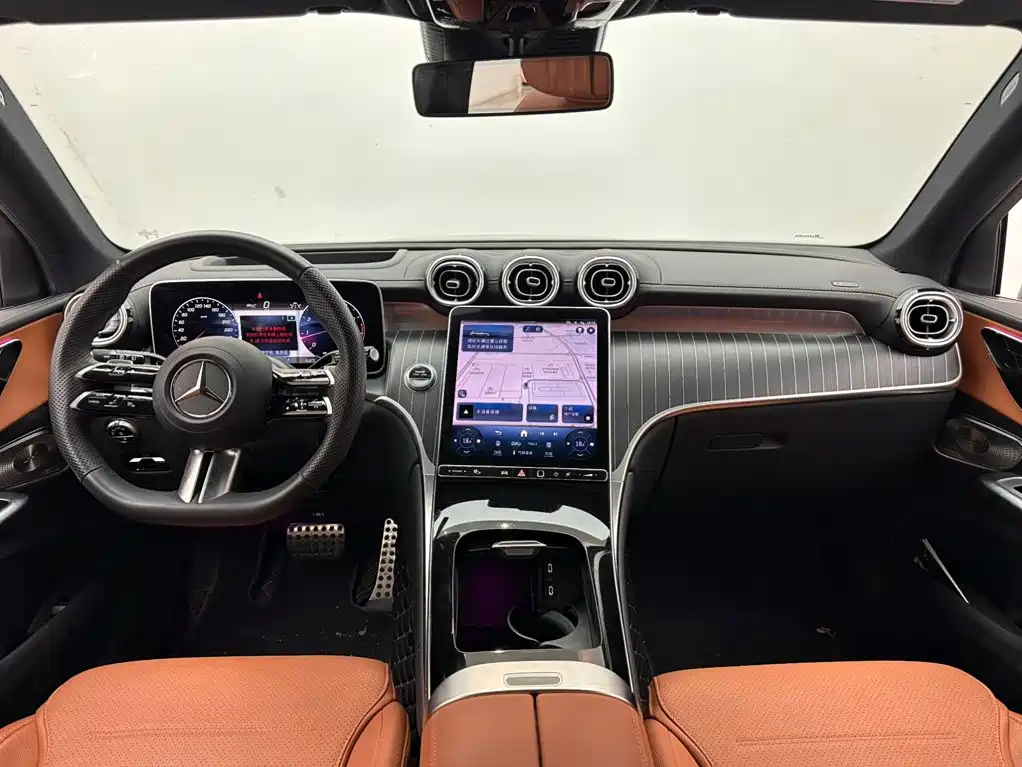 Mercedes-Benz GLC — фото 10