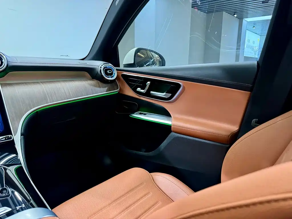 Mercedes-Benz GLC — фото 22