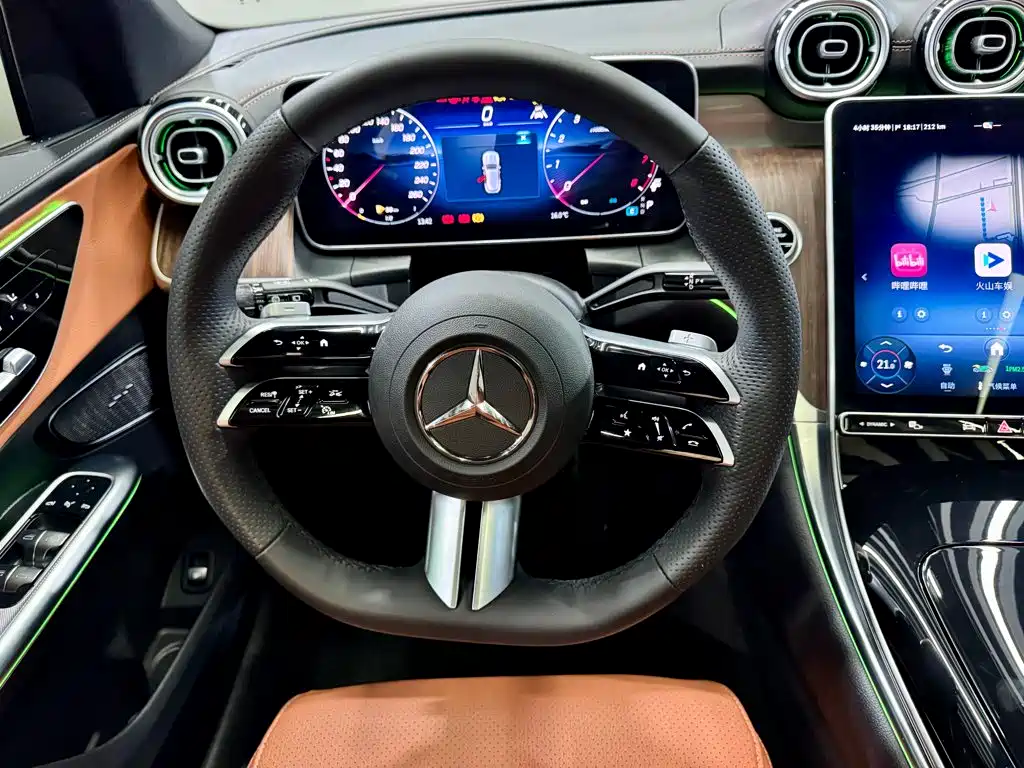Mercedes-Benz GLC — фото 24