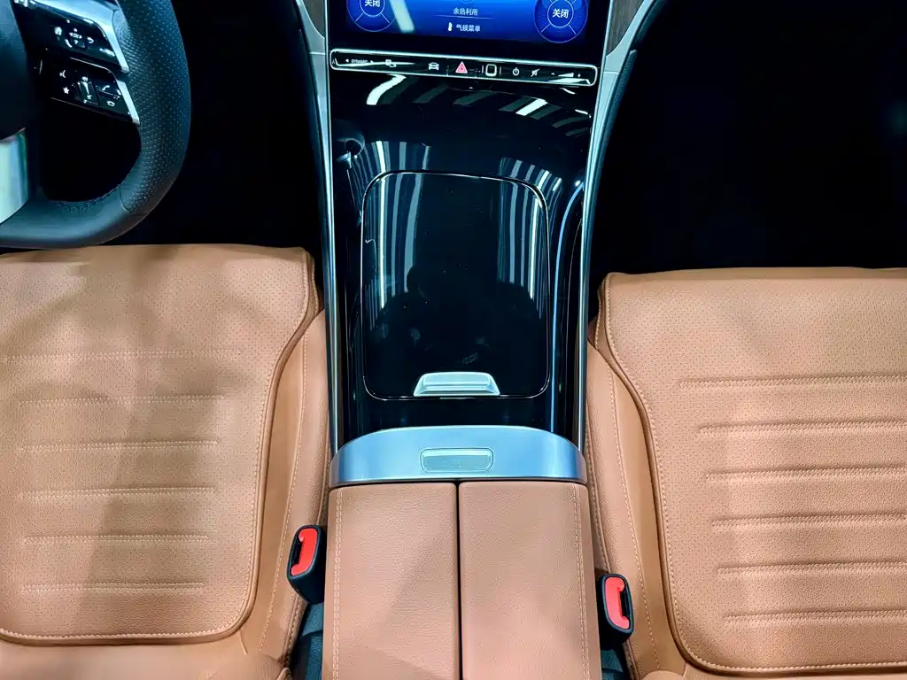 Mercedes-Benz GLC — фото 28