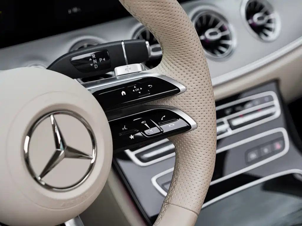 Mercedes-Benz E-Class (Import) — фото 24
