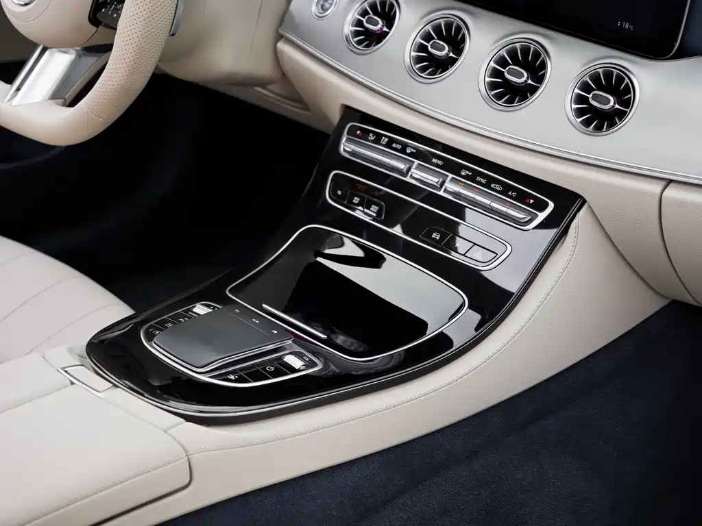Mercedes-Benz E-Class (Import) — фото 25