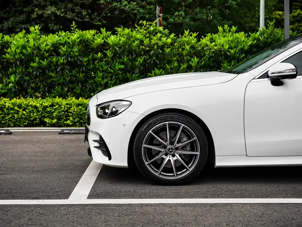 Mercedes-Benz E-Class (Import) — фото 6