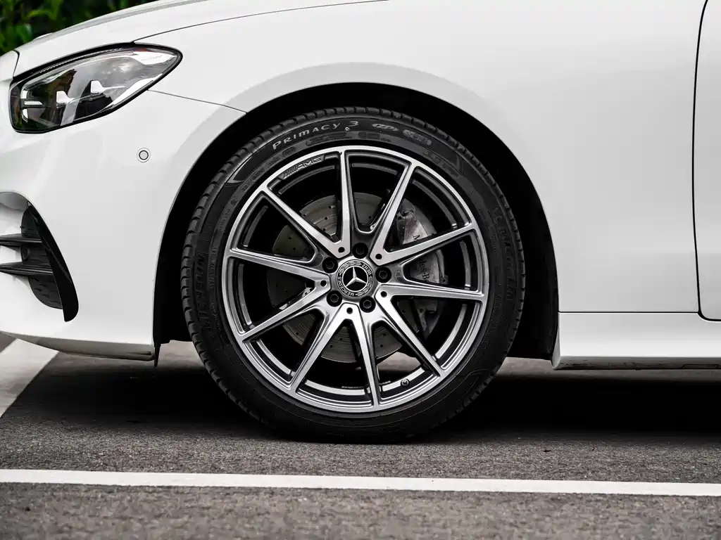 Mercedes-Benz E-Class (Import) — фото 7