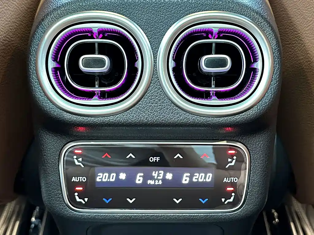 Mercedes-Benz GLC — фото 26