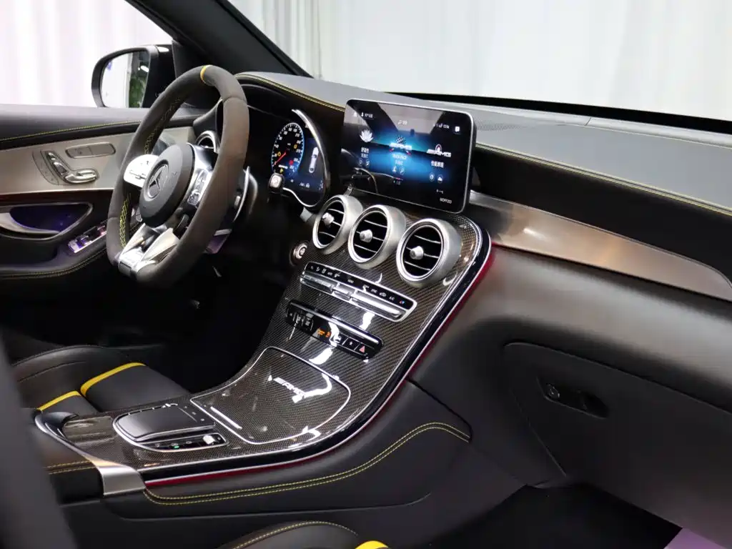 Mercedes-Benz GLC Coupe AMG — фото 25
