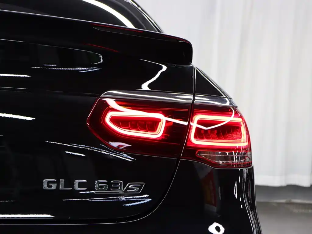 Mercedes-Benz GLC Coupe AMG — фото 36