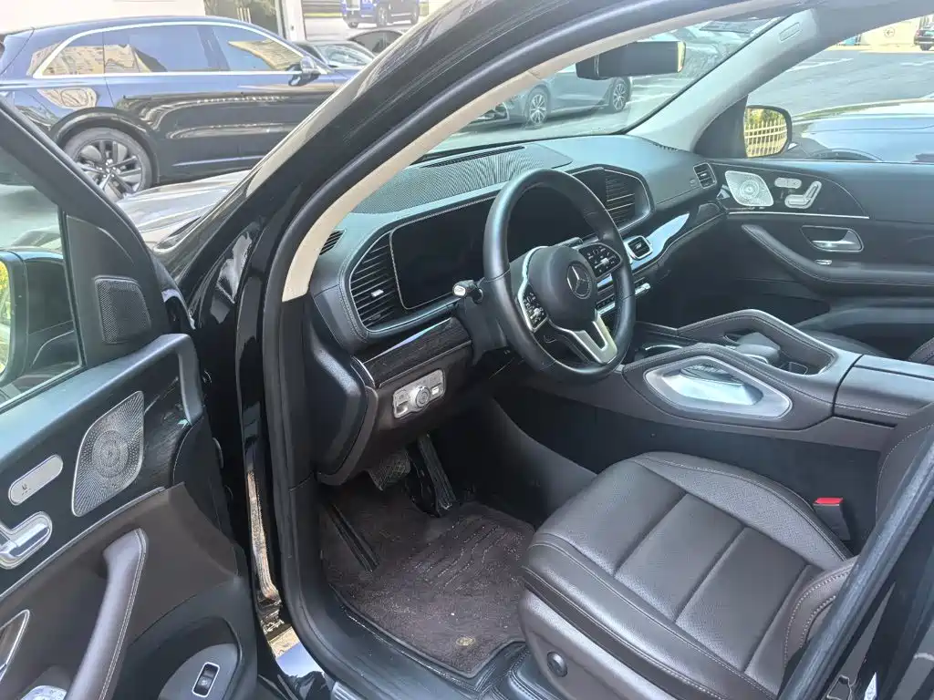 Mercedes-Benz GLE (Import) — фото 2