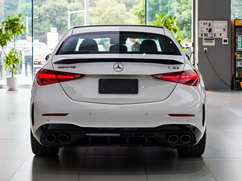 Mercedes-Benz C-Class AMG — фото 23