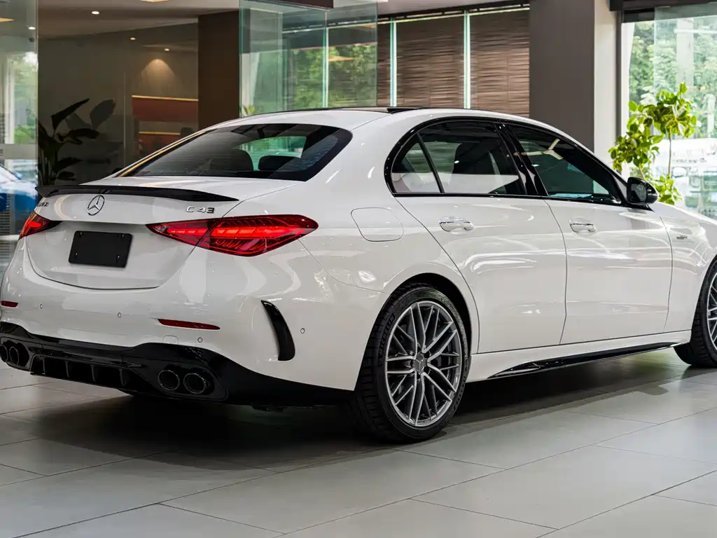 Mercedes-Benz C-Class AMG — фото 24