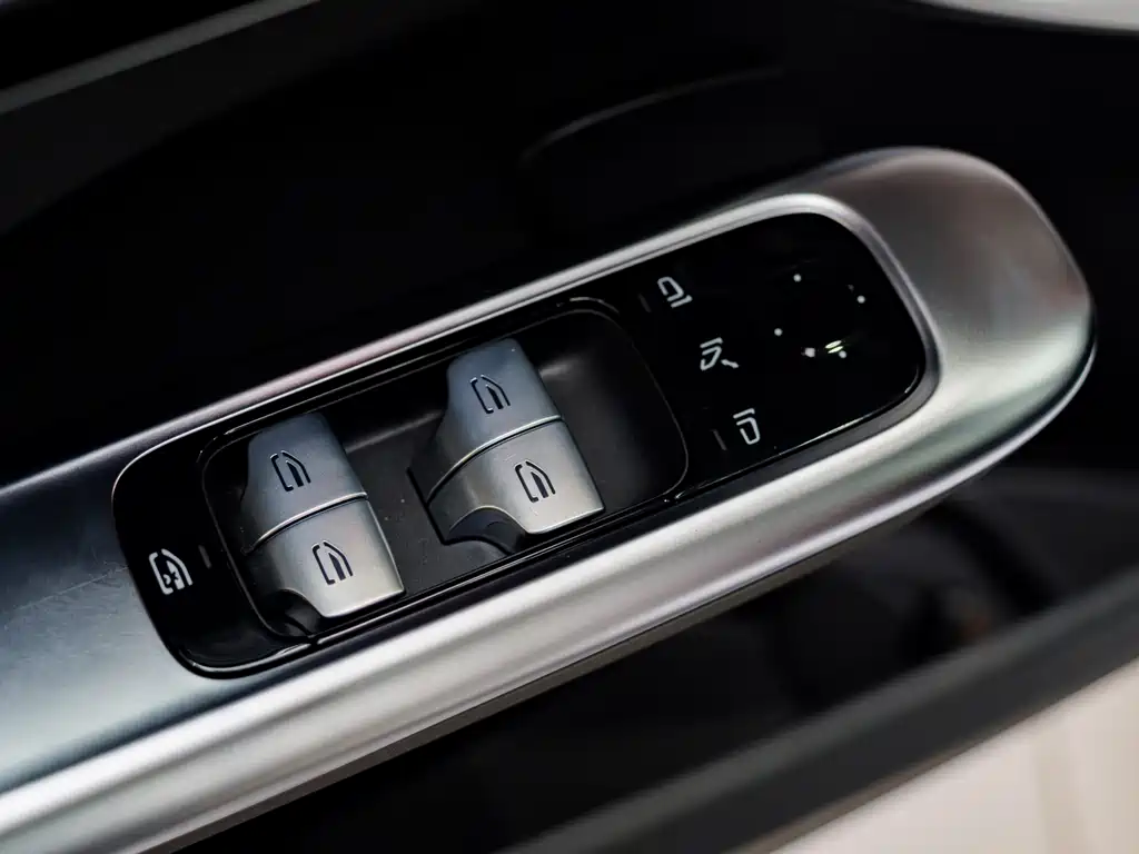 Mercedes-Benz C-Class AMG — фото 10