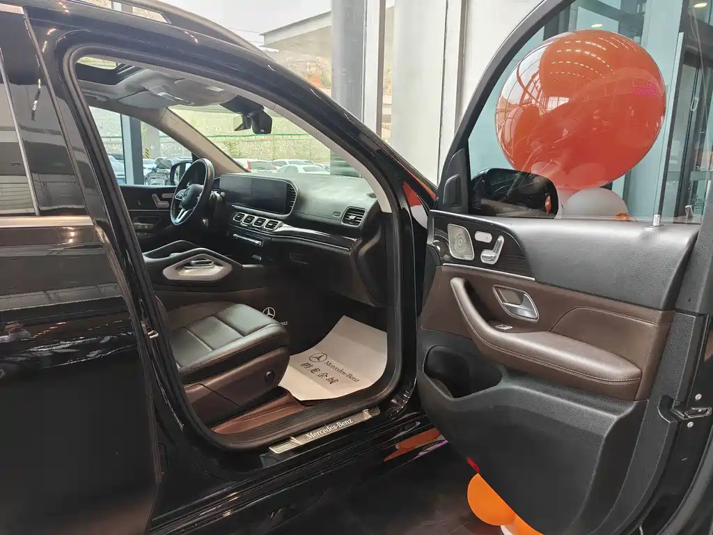 Mercedes-Benz GLE (Import) — фото 14