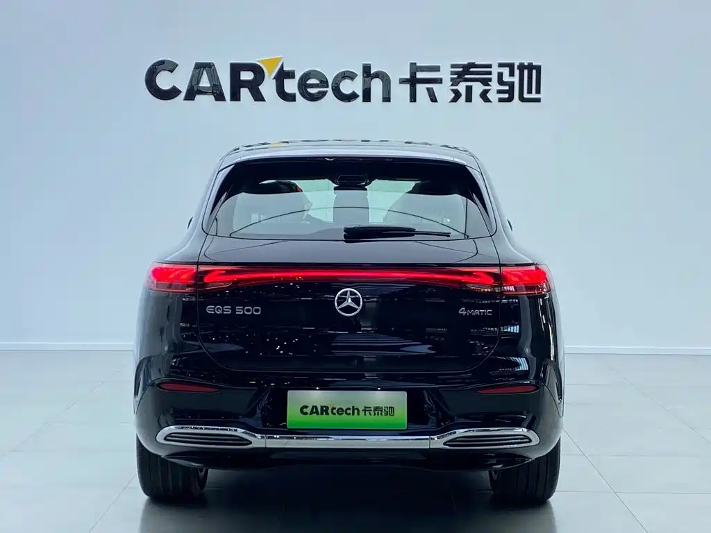 Mercedes-Benz EQS SUV — фото 4
