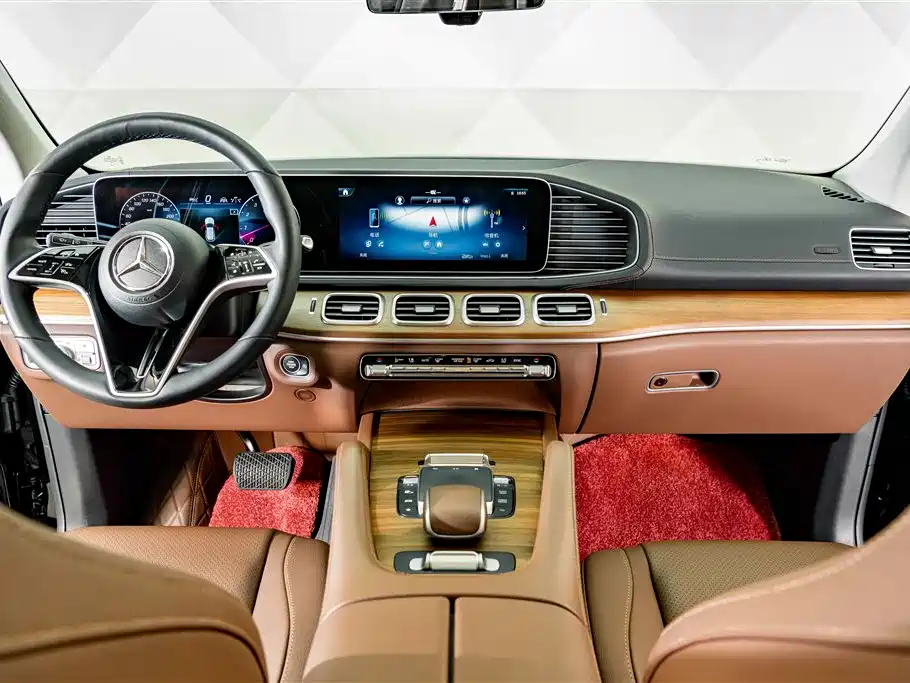 Mercedes-Benz GLE (Import) — фото 13