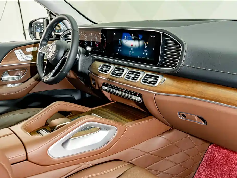 Mercedes-Benz GLE (Import) — фото 19