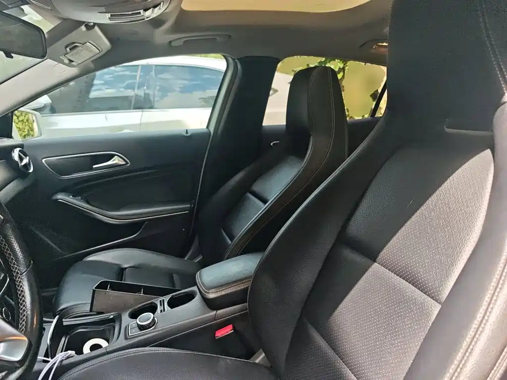 Mercedes-Benz GLA — фото 11