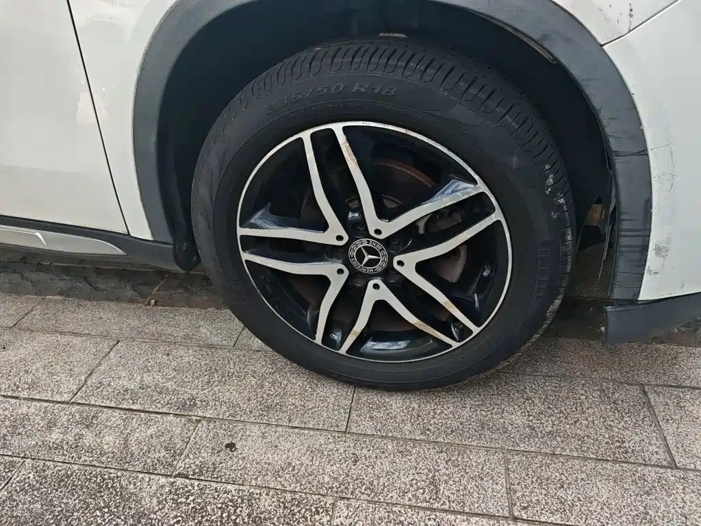 Mercedes-Benz GLA — фото 24