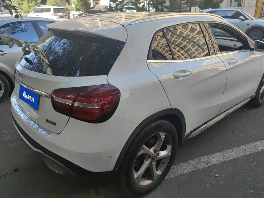 Mercedes-Benz GLA — фото 3