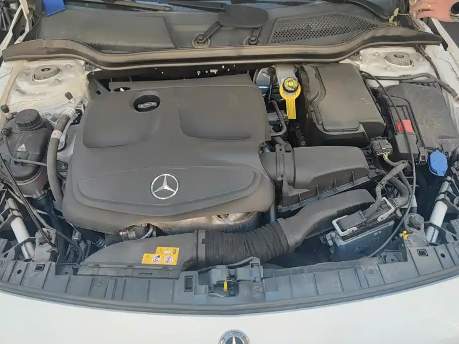 Mercedes-Benz GLA — фото 10