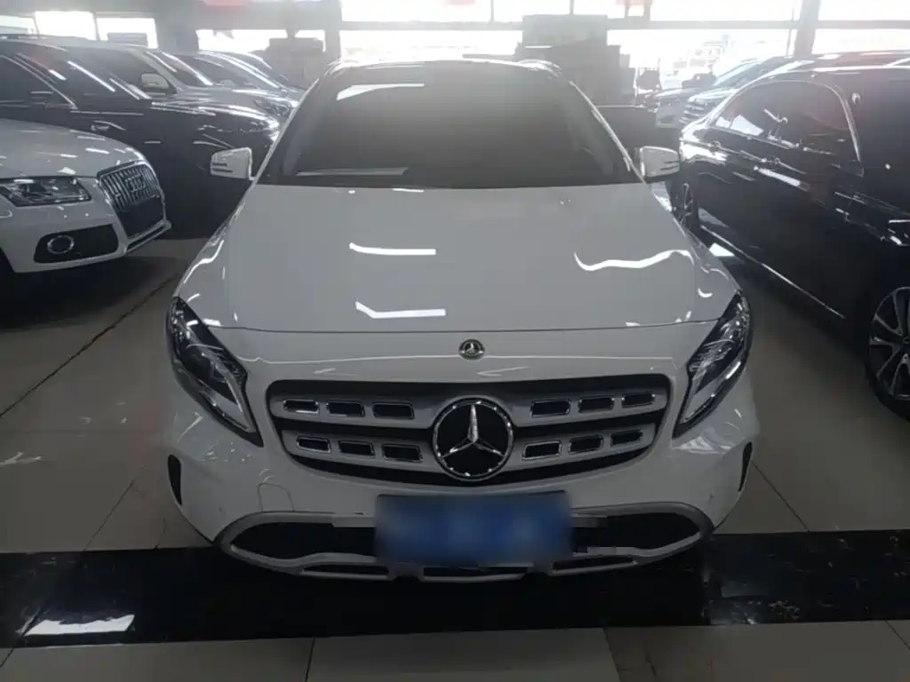 Mercedes-Benz GLA — фото 3