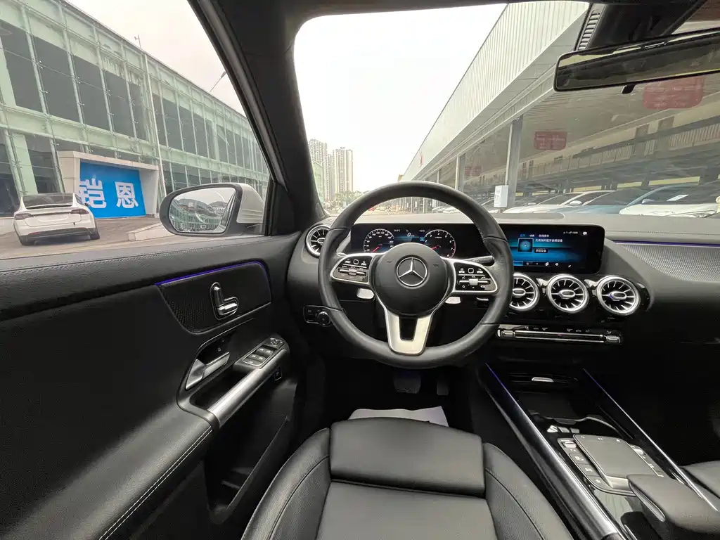 Mercedes-Benz GLA — фото 13