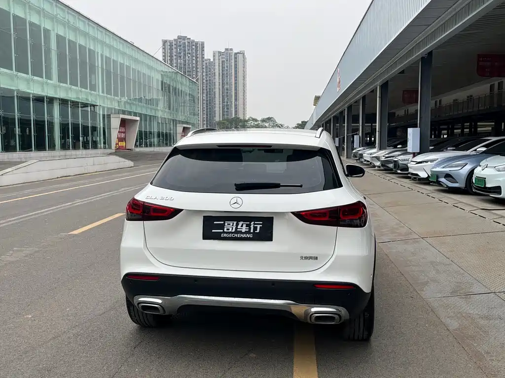 Mercedes-Benz GLA — фото 5