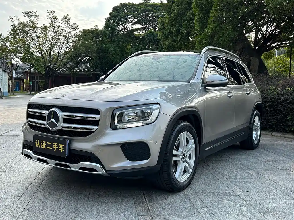 Mercedes-Benz GLB — фото 3