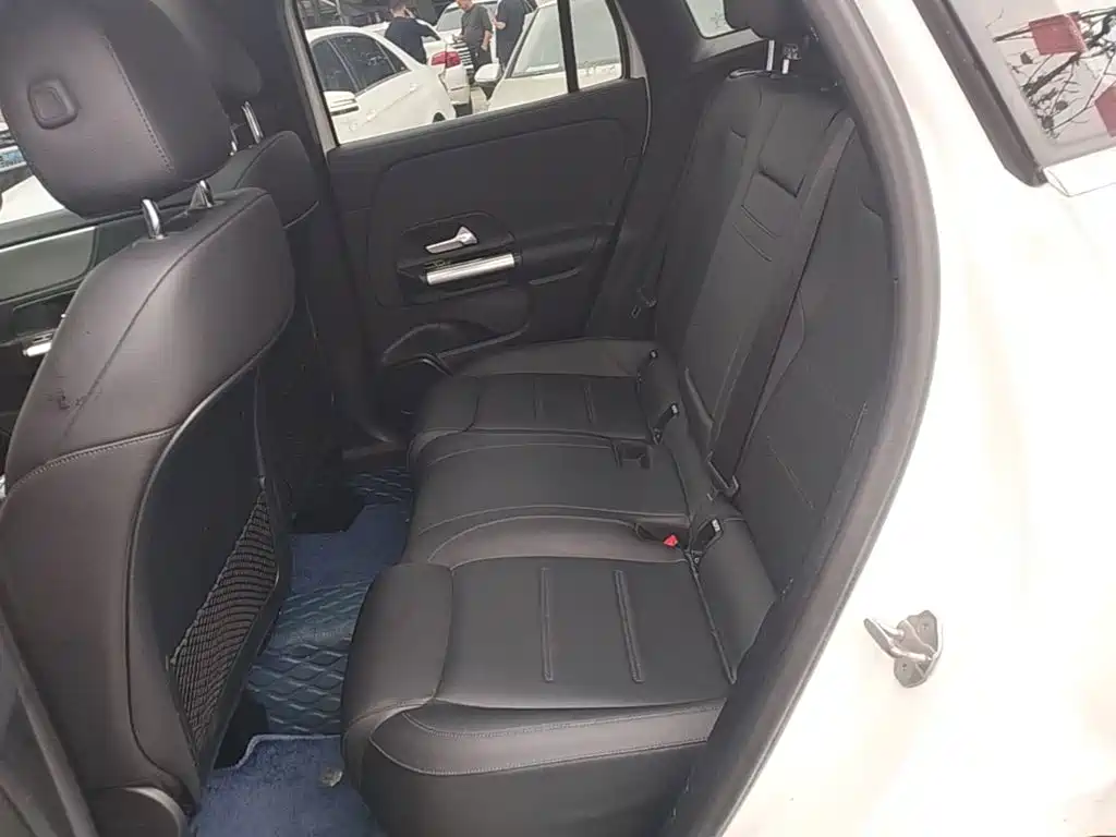 Mercedes-Benz GLA — фото 17