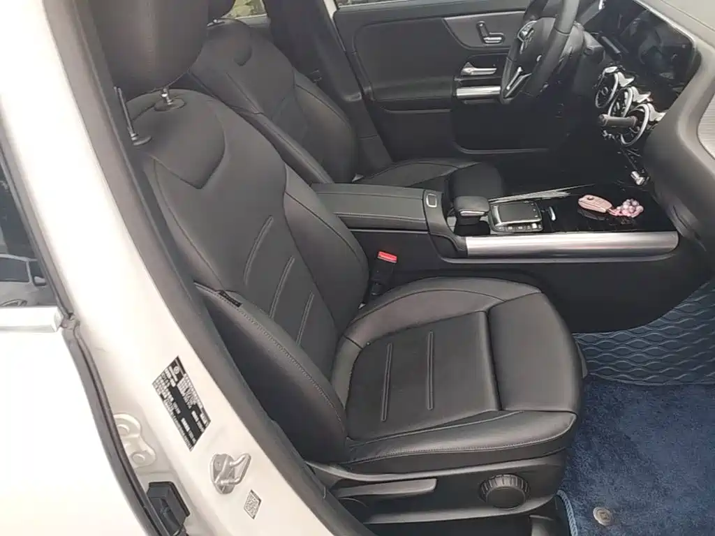 Mercedes-Benz GLA — фото 25