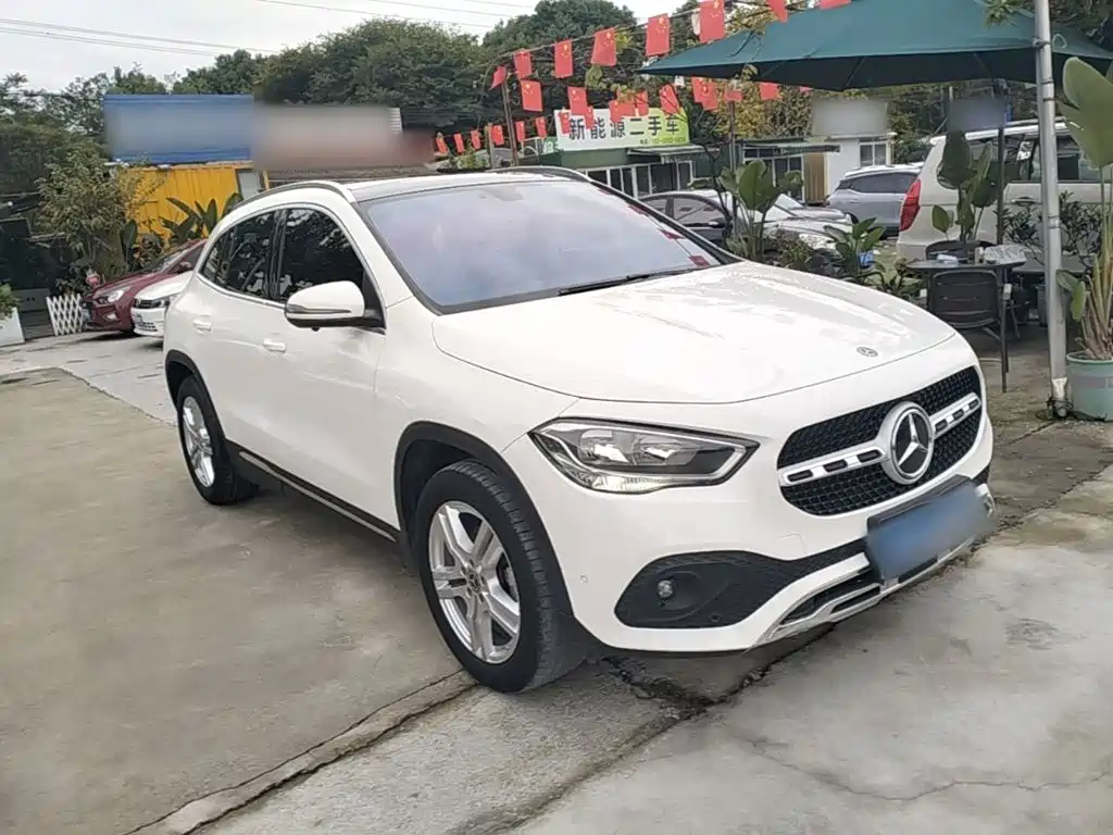 Mercedes-Benz GLA — фото 4