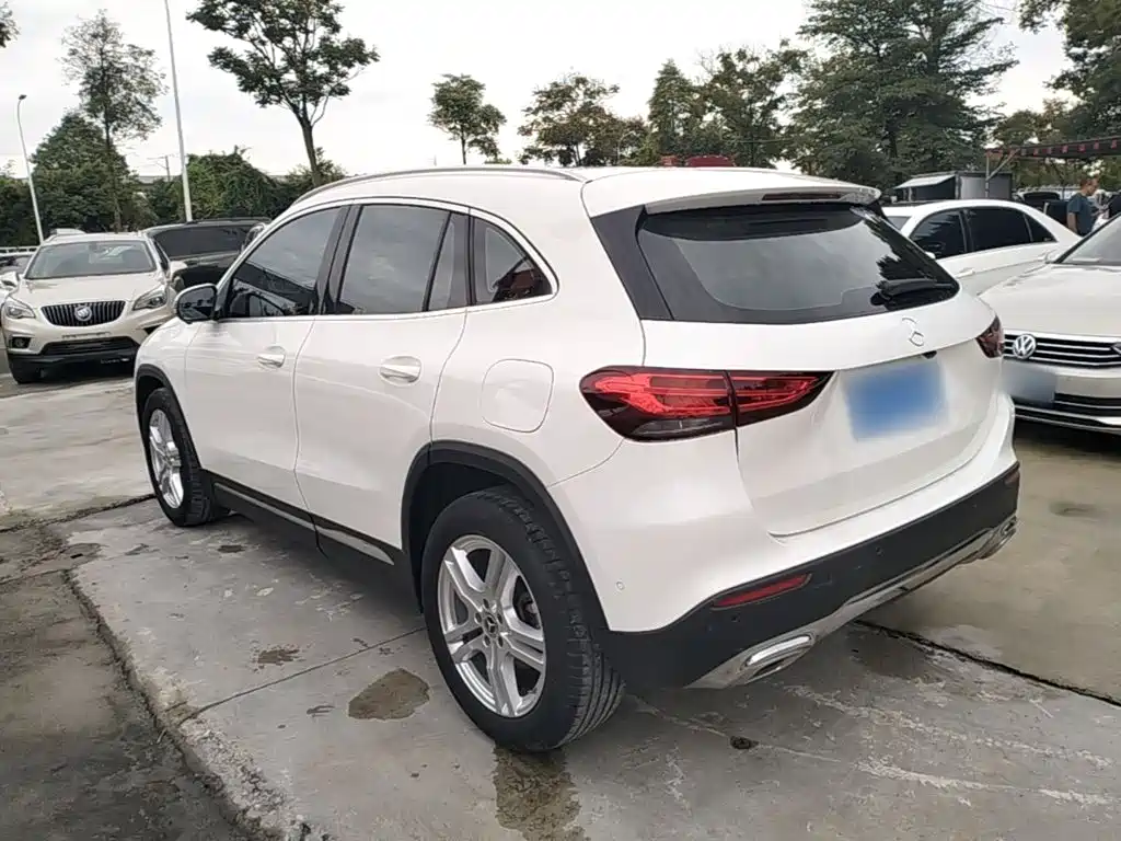 Mercedes-Benz GLA — фото 5