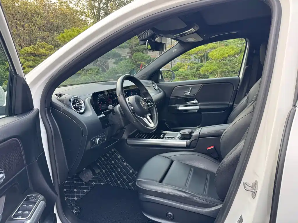 Mercedes-Benz GLA — фото 5