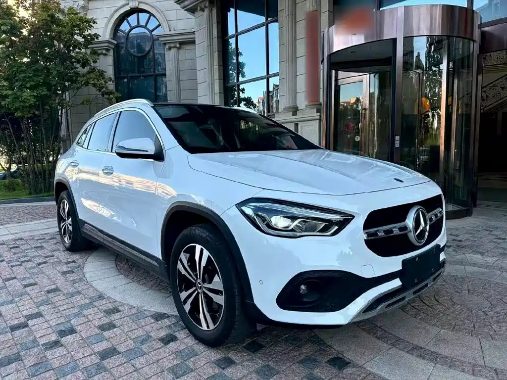 Mercedes-Benz GLA — фото 14