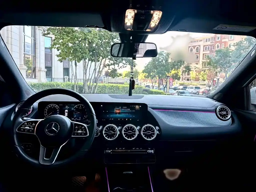 Mercedes-Benz GLA — фото 19