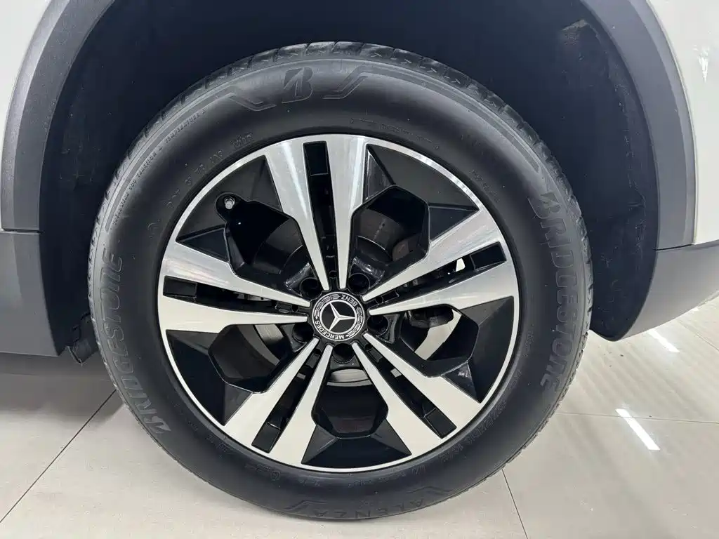 Mercedes-Benz GLA — фото 8