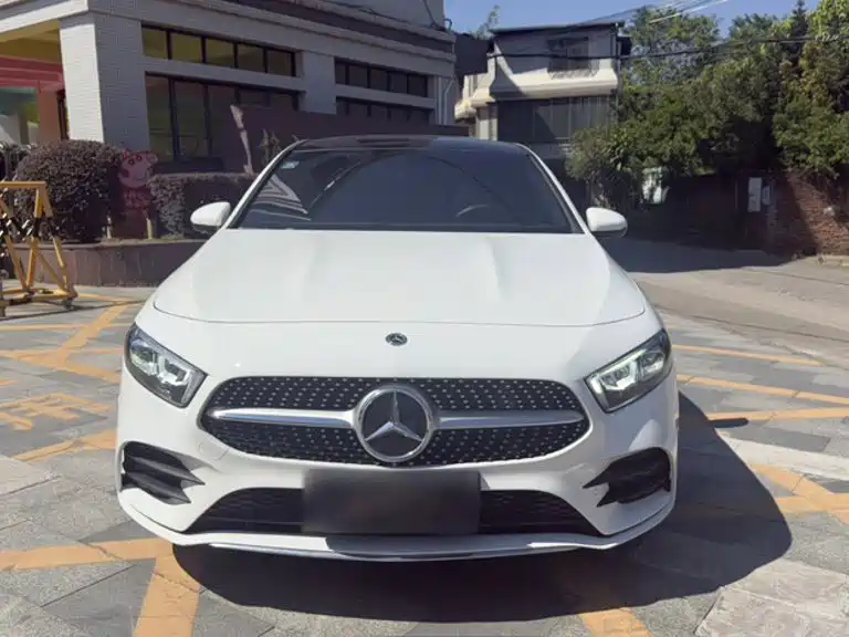 Mercedes-Benz A-Class — фото 15