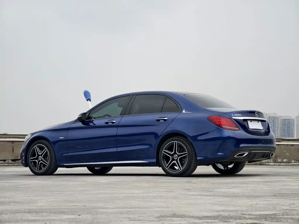 Mercedes-Benz C-Class — фото 18