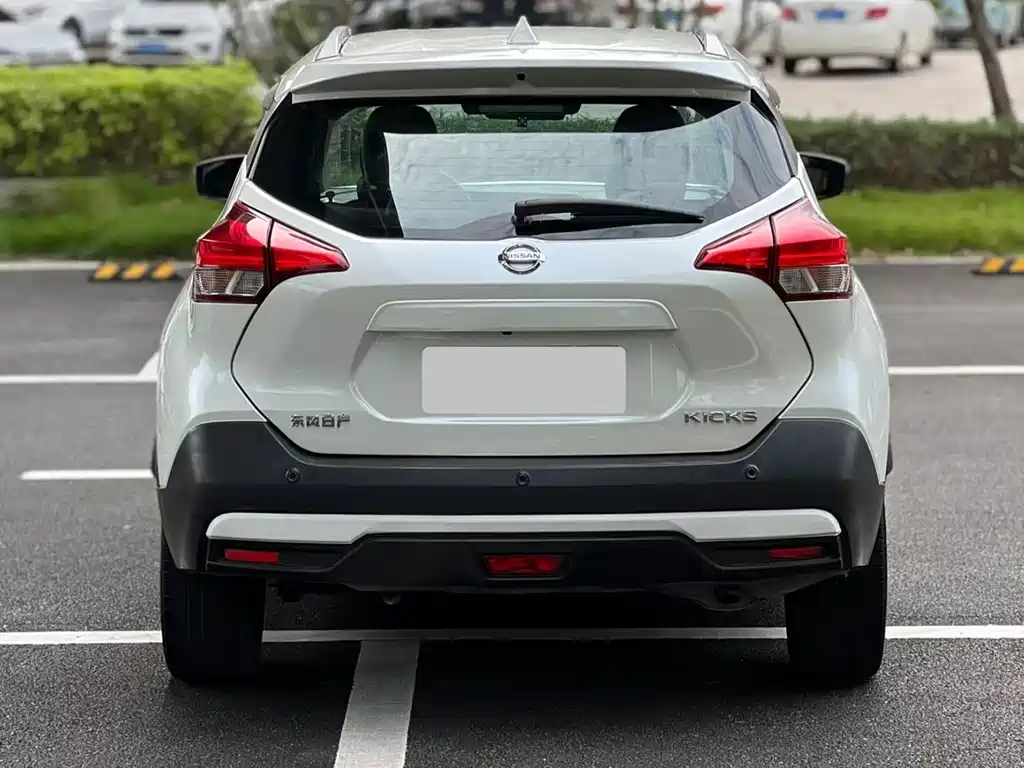 Nissan Kicks — фото 5
