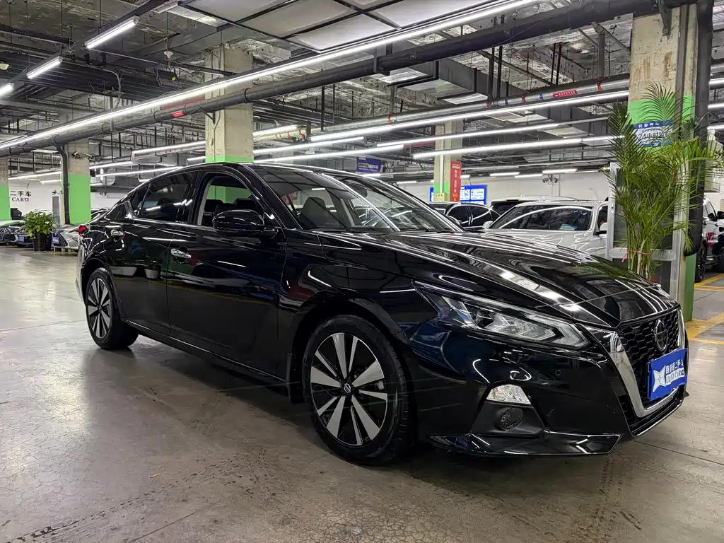 Nissan Teana — фото 3