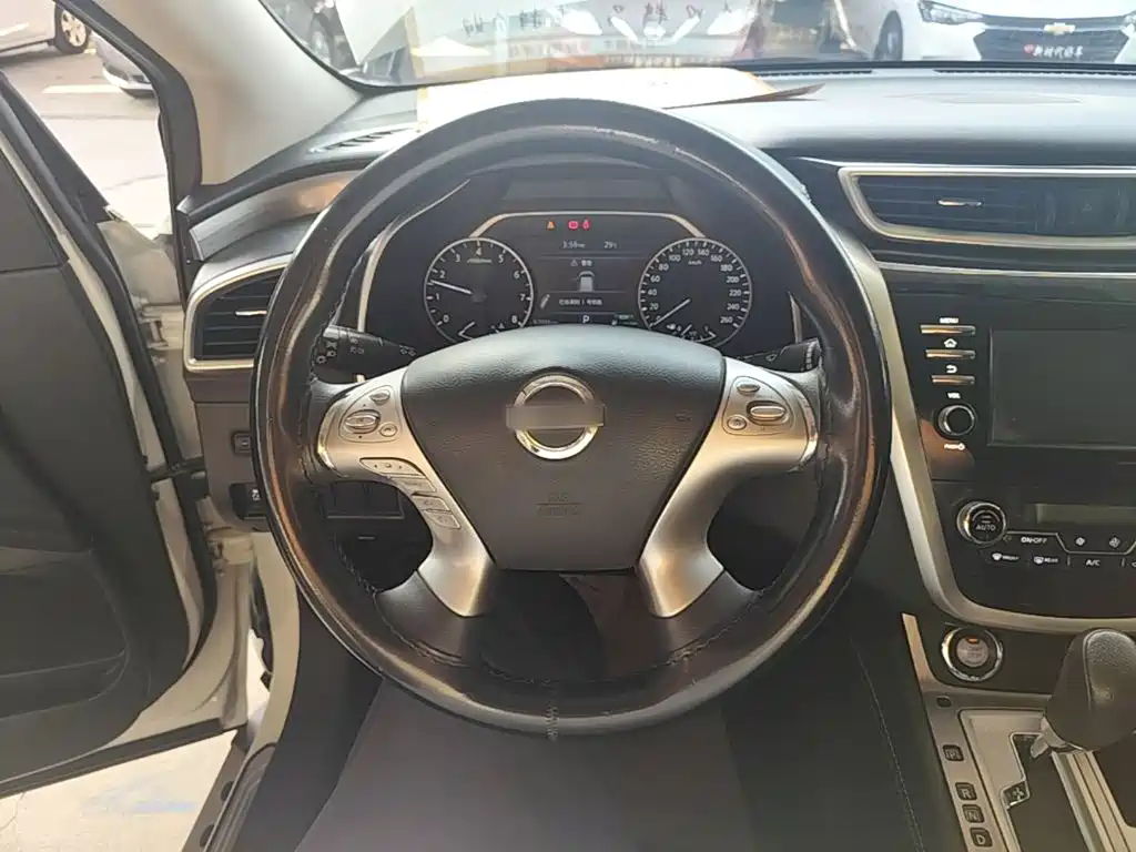Nissan Murano — фото 11