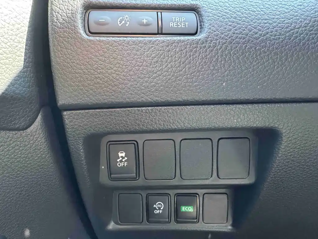 Nissan Qashqai — фото 11